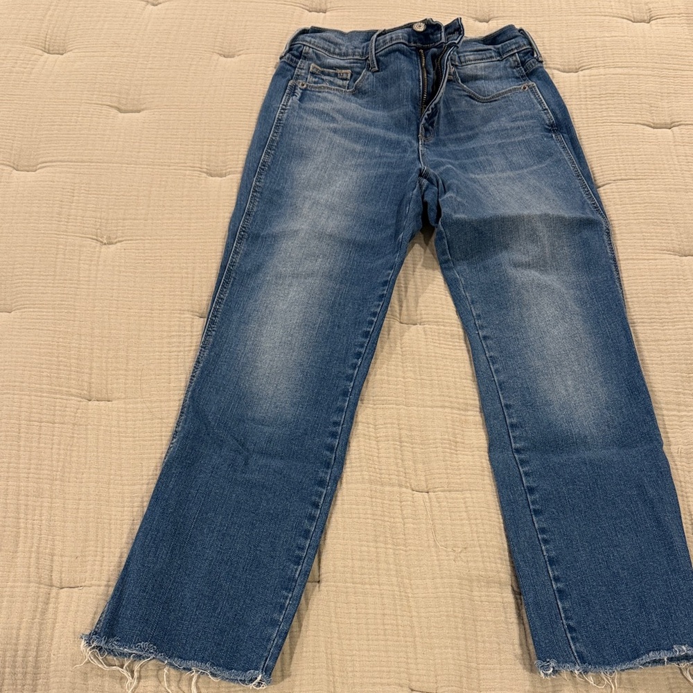Old Navy Women's Straight Leg Blue Jeans